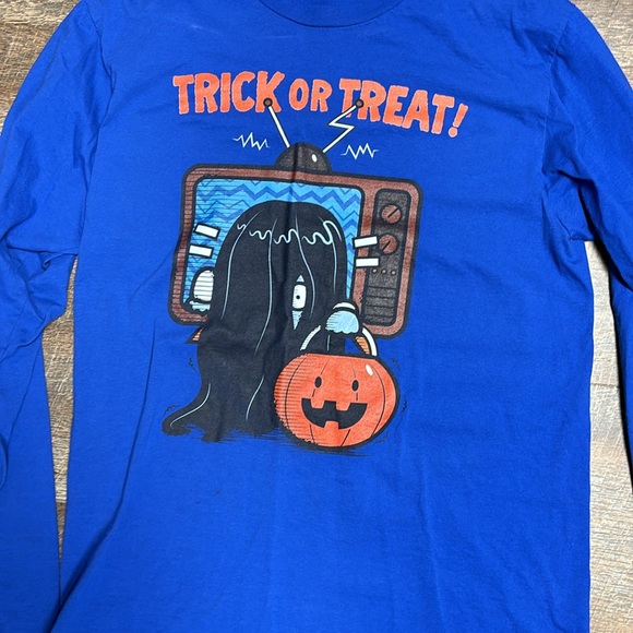 The Ring royal blue Halloween trick r treat long sleeve t-shirt size medium woot - Picture 2 of 5